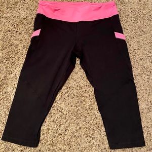 Lululemon Mod Moves Crops